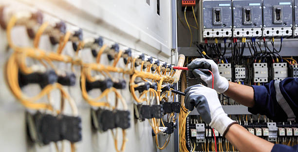 Professional Electrician technician working in Hunter, OH
